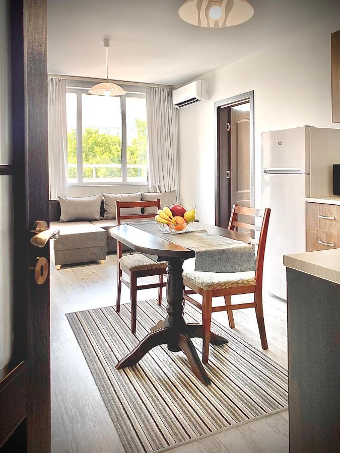 Cozy & Modern 1Br Apart For 4 Guests Next To Medical University & Free Parking 스타라 자고라 외부 사진