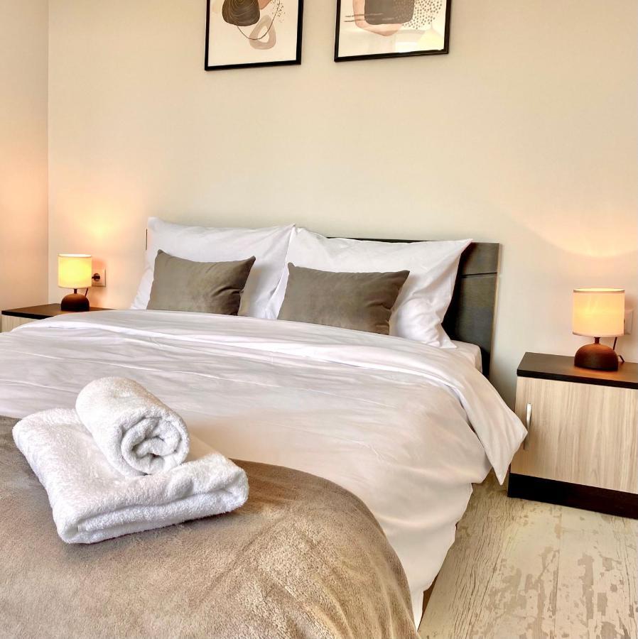 Cozy & Modern 1Br Apart For 4 Guests Next To Medical University & Free Parking 스타라 자고라 외부 사진