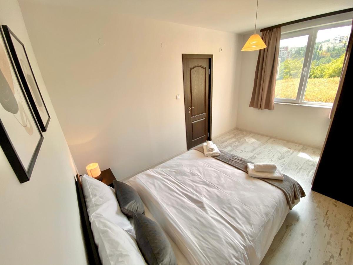 Cozy & Modern 1Br Apart For 4 Guests Next To Medical University & Free Parking 스타라 자고라 외부 사진