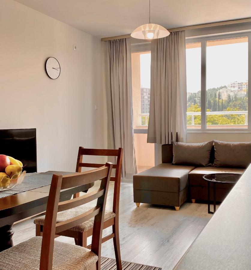 Cozy & Modern 1Br Apart For 4 Guests Next To Medical University & Free Parking 스타라 자고라 외부 사진
